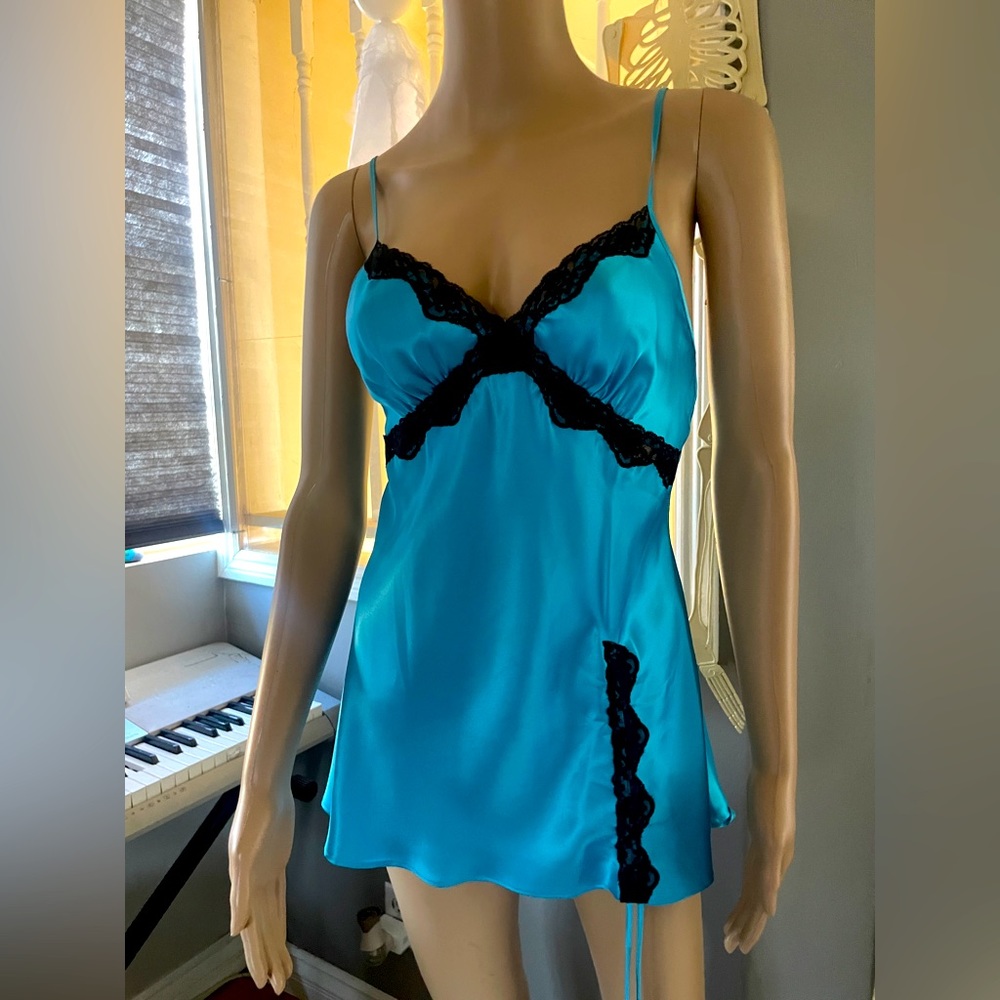 Vintage Victoria’s Secret Slip Dress lace Sleepwear Babyboll Dress size XSmall
